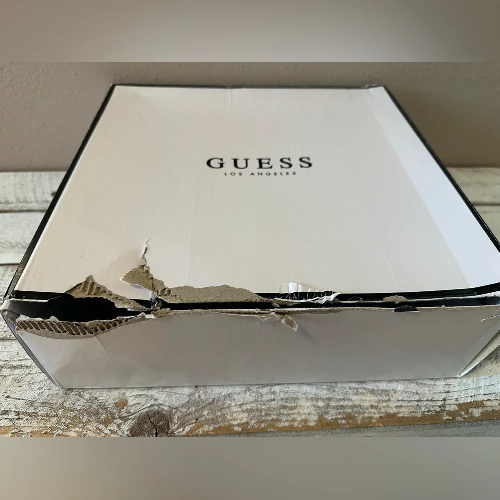 Guess Leeda2 Logo Winter Ankle Boots - NIB
